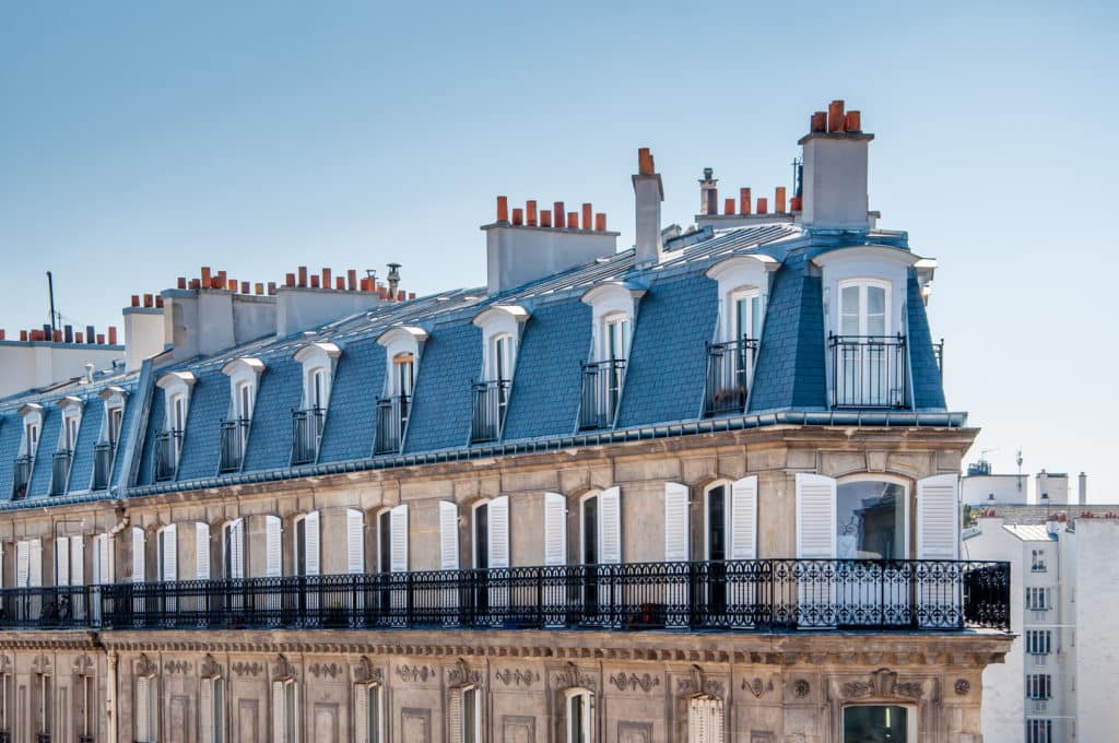 Chambre de bonne sur les toits de Paris